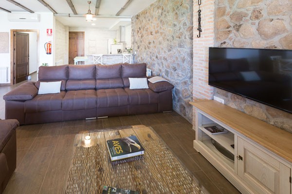 8B. salón 1 pb Casa Rural Monfragüe MG 5098 3